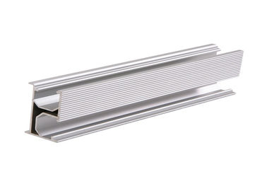 Un buen precio. El aluminio que enmarca ranurado cerca 6063 6005 de clase superior con barandilla anodizada tamaño opcional anodizada en línea