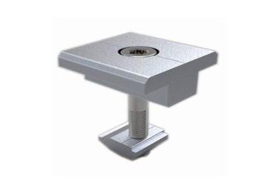 Un buen precio. Estante que fija las abrazaderas del panel solar para el OEM del marco de la aleación de aluminio de 30mm-50m m aceptado en línea