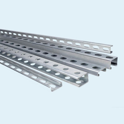 Un buen precio. perfil de acero galvanizado haz sumergido caliente de 40m m U en línea