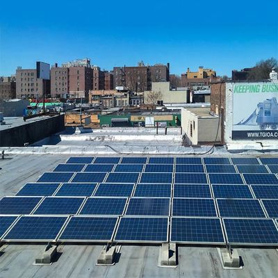 Un buen precio. El cemento rápido de la instalación bloquea sistemas del montaje del tejado del panel solar plancha para cubrir el acero inoxidable para las estructuras de tejado del picovoltio en línea