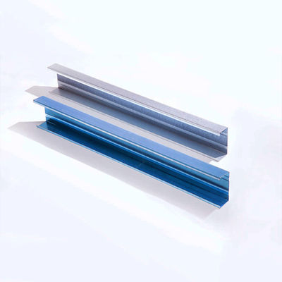 Un buen precio. Canal galvanizado de doblez frío del sistema de energía solar C en línea