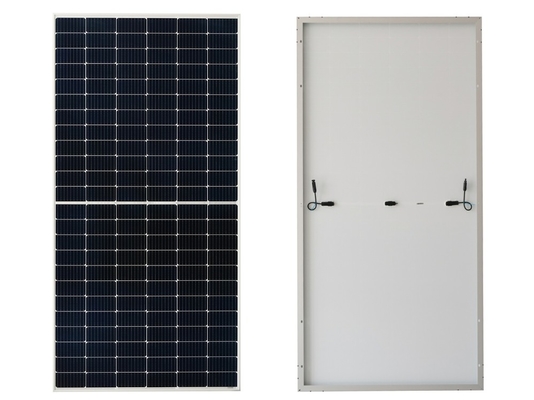 Un buen precio. El panel solar de la venta 530WP 535WP 540WP 545WP 550WP del silicio monocristalino popular y caliente de CHNT en línea
