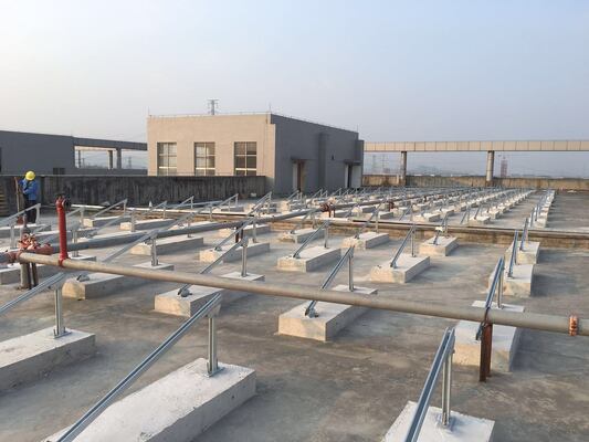 Un buen precio. Proveedor de estructuras de montaje solar de techo plano de alta eficiencia en línea