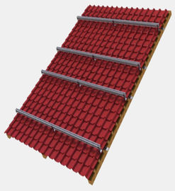 Un buen precio. centro comercial de cerámica de la teja del panel solar del picovoltio del aluminio de los sistemas del montaje del tejado del panel solar 60m/S en línea