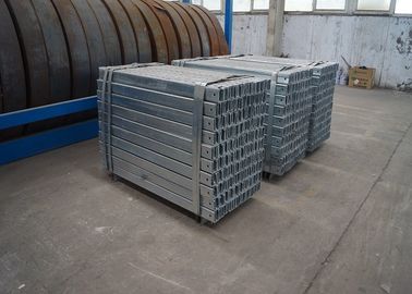 Un buen precio. Sección galvanizada de doblez fría de C, perfiles de acero de la protuberancia de los sistemas de energía solar en línea