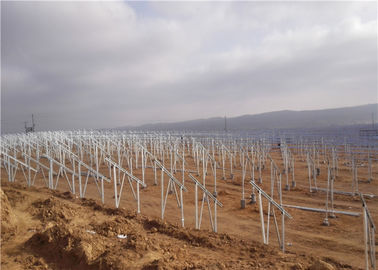 Un buen precio. Sistema de tierra profesional modificado para requisitos particulares fotovoltaico del montaje del panel solar del diseño en línea