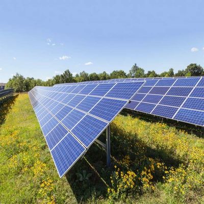 Un buen precio. Tierra anodizada flexible del panel solar que monta sistemas en línea