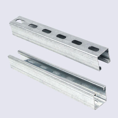 Un buen precio. Sección galvanizada de doblez fría de C para las consolas de montaje fotovoltaicas en línea