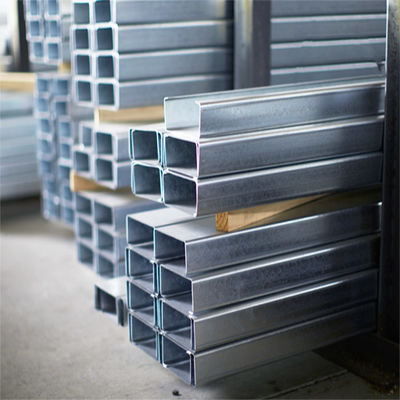 Un buen precio. En apagado rejilla el perfil de acero galvanizado modificó la resistencia sísmica del viento para requisitos particulares del color para las estructuras de montaje del panel solar en línea