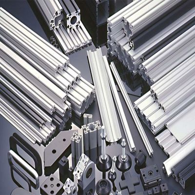 Un buen precio. plata sacada carril ranurada de aluminio de la estructura de montaje del tejado 10-12um que anodiza los soportes solares 6005-T5 en línea