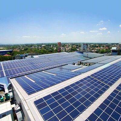 Un buen precio. Sistema de montaje fotovoltaico solar para la solución del tejado plano de los tejados que se inclina en línea