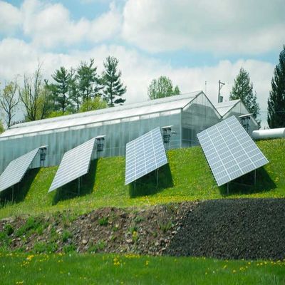 Un buen precio. Equipo plano fotovoltaico de acero de la consola de montaje del panel solar de la central eléctrica Q235 en línea