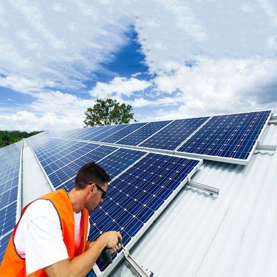 Un buen precio. sistema fotovoltaico solar de la aleación de aluminio del tejado de teja 30psf en línea