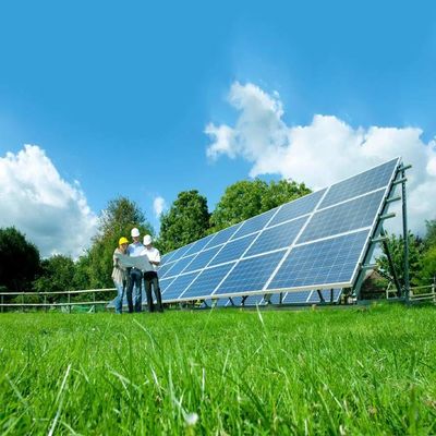 Un buen precio. Q235B galvanizado Q345B en apagado consolas de montaje solares de la rejilla en línea
