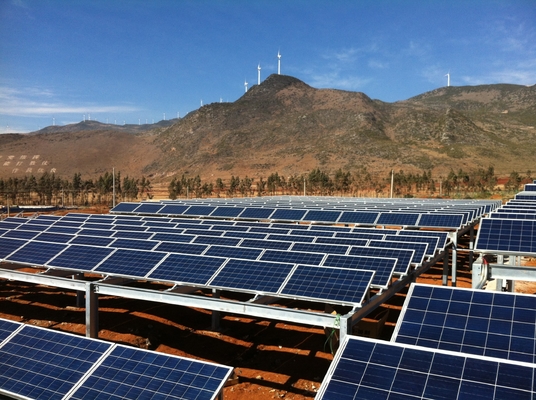 Un buen precio. Galvanizado Q345B Q235B fuera de la red Sistemas de montaje de paneles solares Estructura de montaje solar fotovoltaica en línea