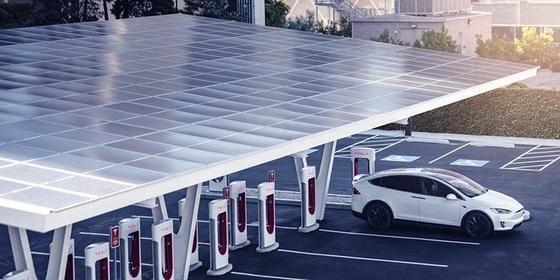 Un buen precio. Dipped caliente galvanizó el picovoltio solar de acero inoxidable que montaba el soporte solar del estacionamiento de la energía solar de los sistemas en línea